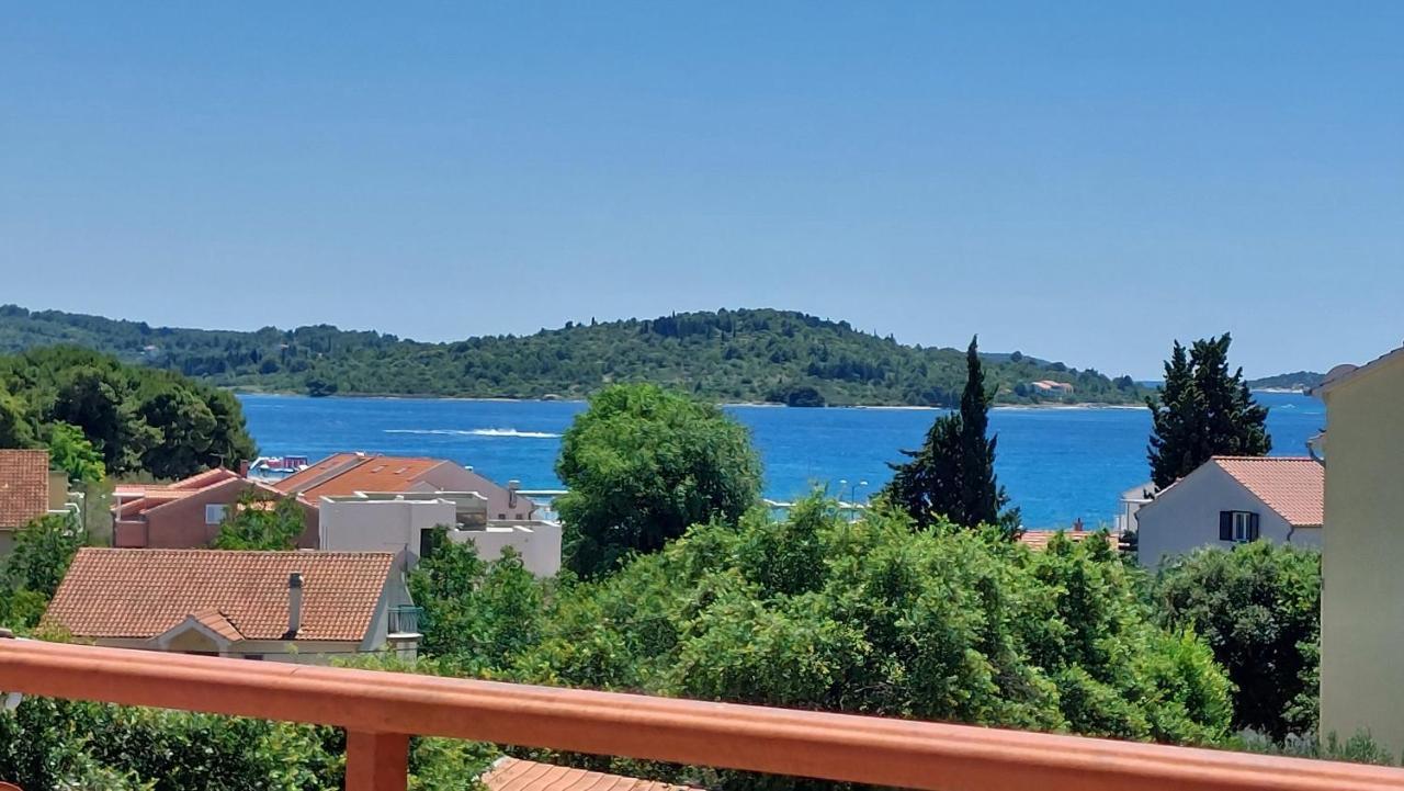 Sea Side Apartments Vodice Esterno foto