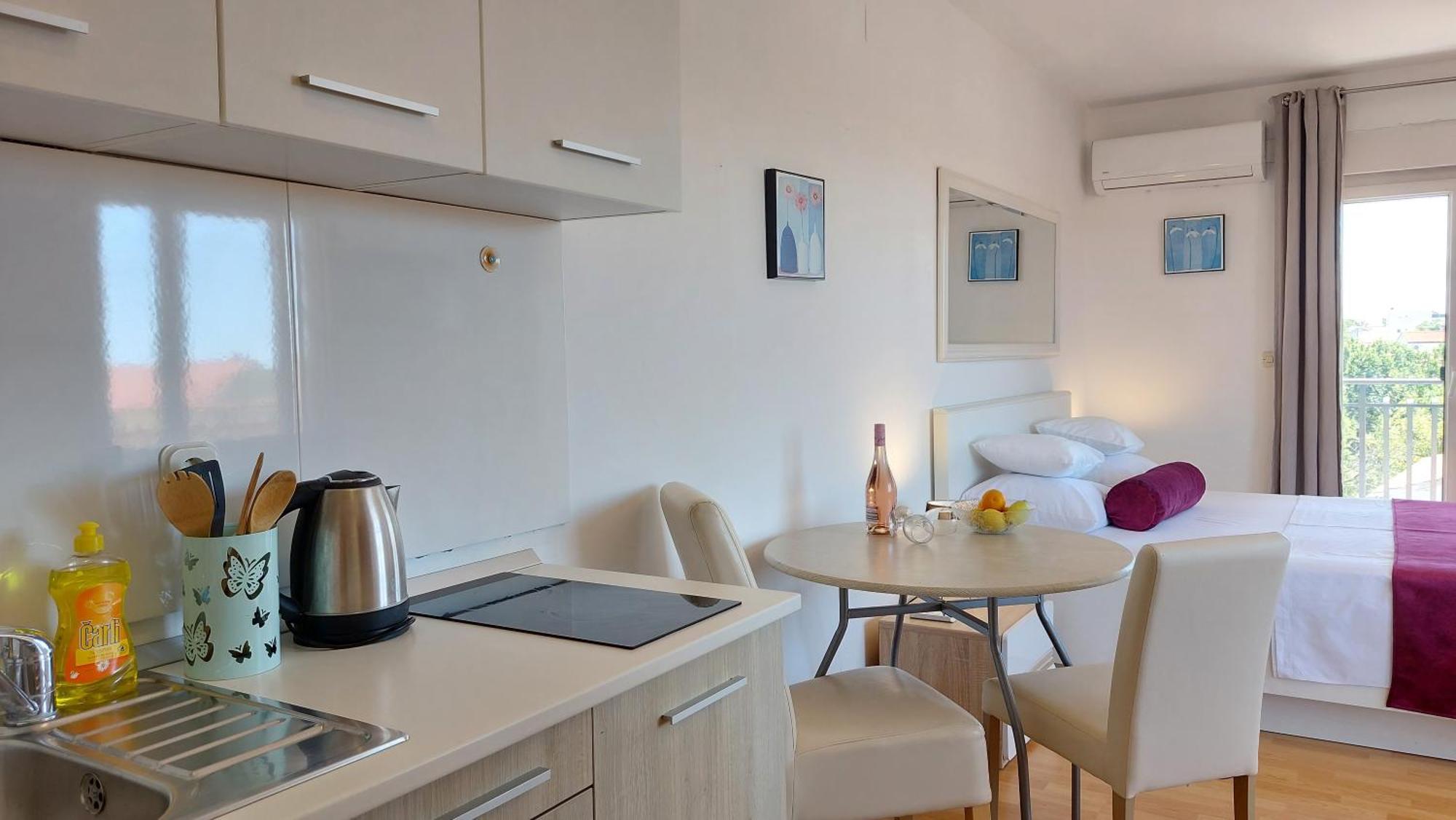 Sea Side Apartments Vodice Esterno foto