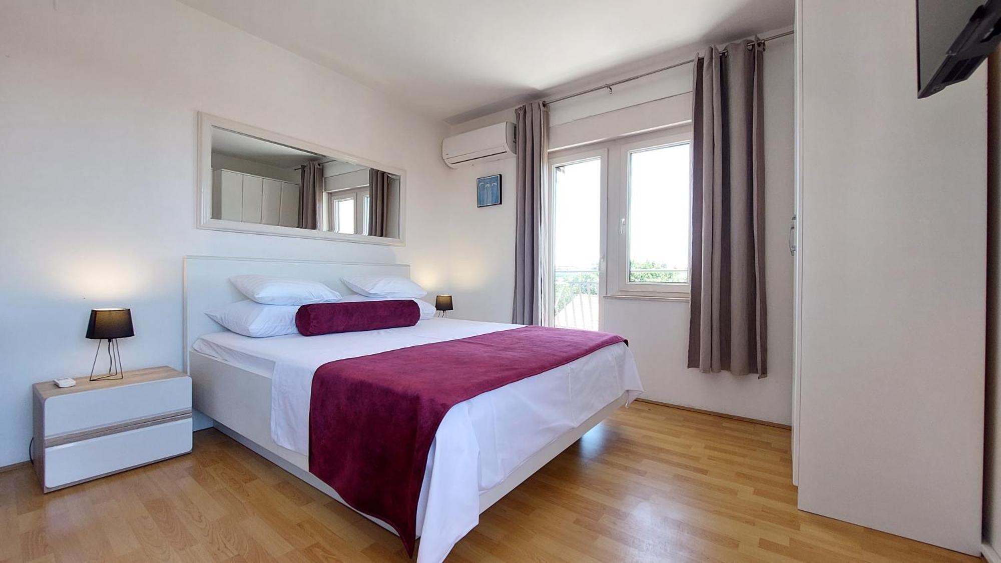 Sea Side Apartments Vodice Esterno foto